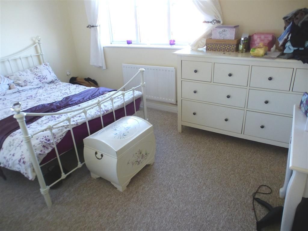 Property photo 3 of 5 Bedroom