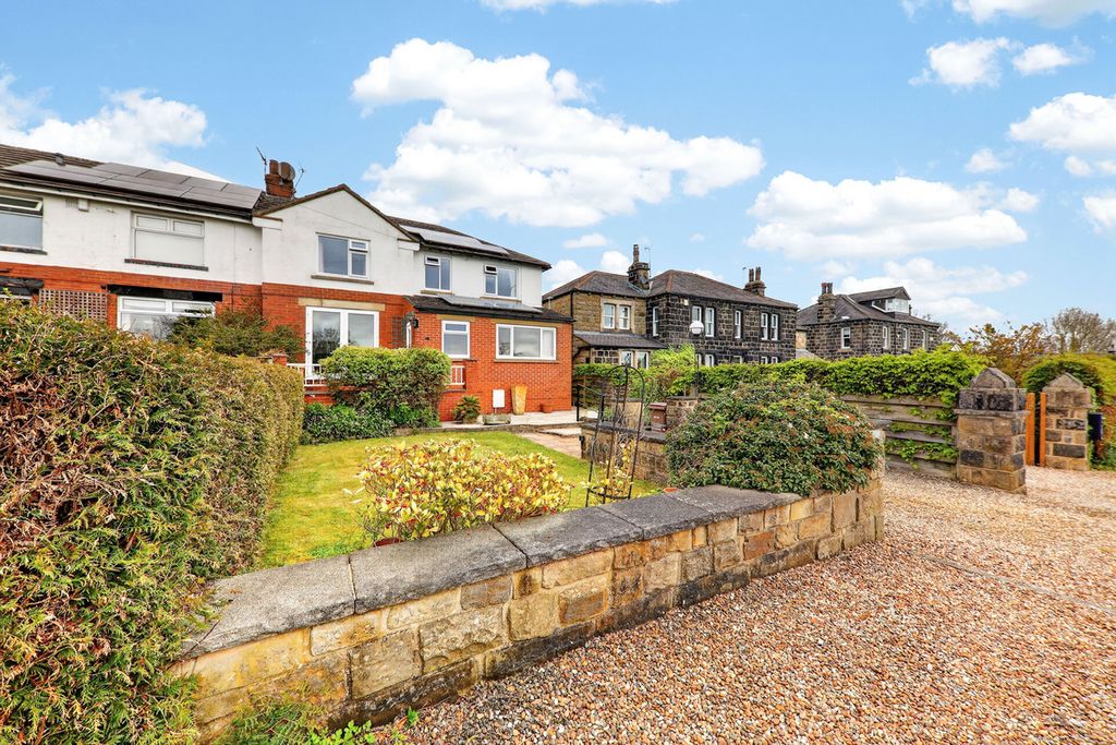 Property photo 1 of 33