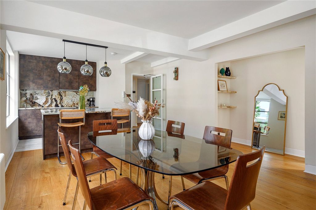 Property photo 3 of 16 Kitchen Diner