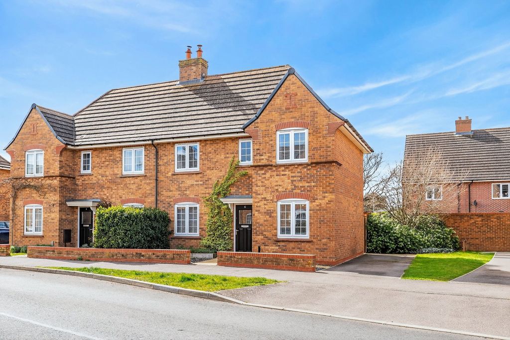 Property photo 1 of 23