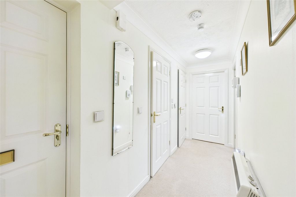 Property photo 2 of 8 Picture No. 07