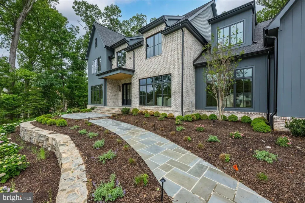 Property photo 3 of 18 <Alttext/>