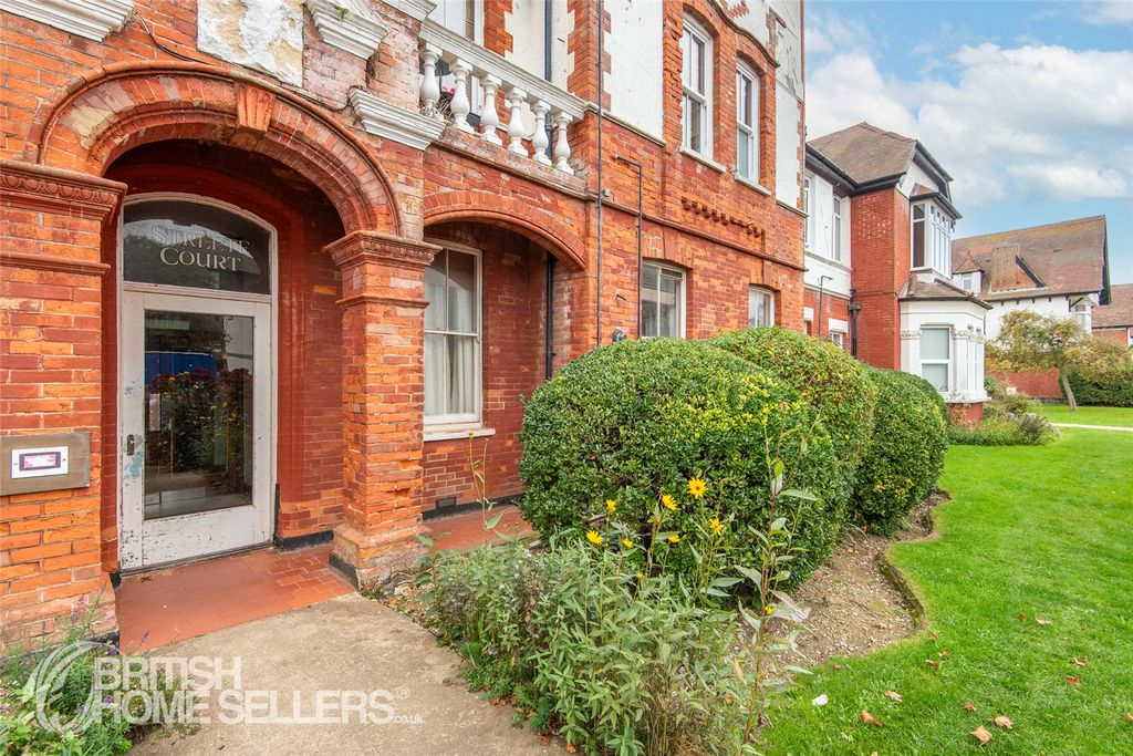 Property photo 2 of 19 Picture No. 04