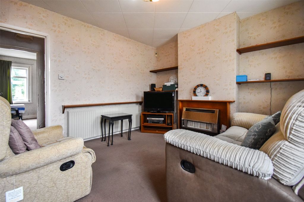 Property photo 2 of 16 Picture No. 07