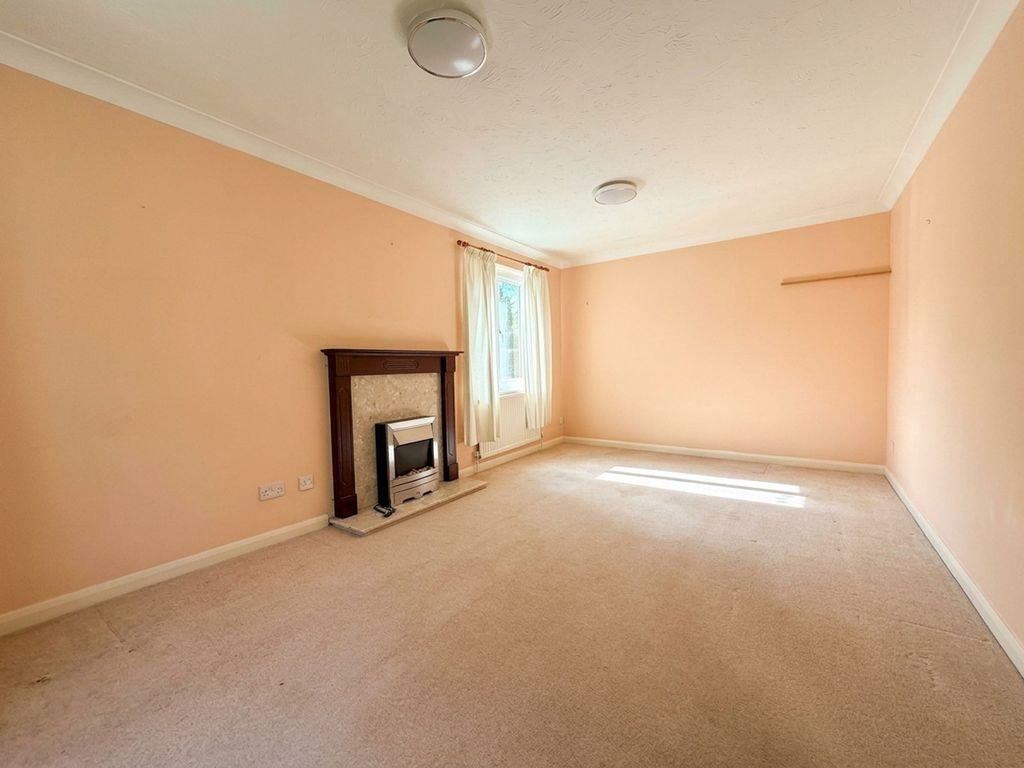 Property photo 3 of 22
