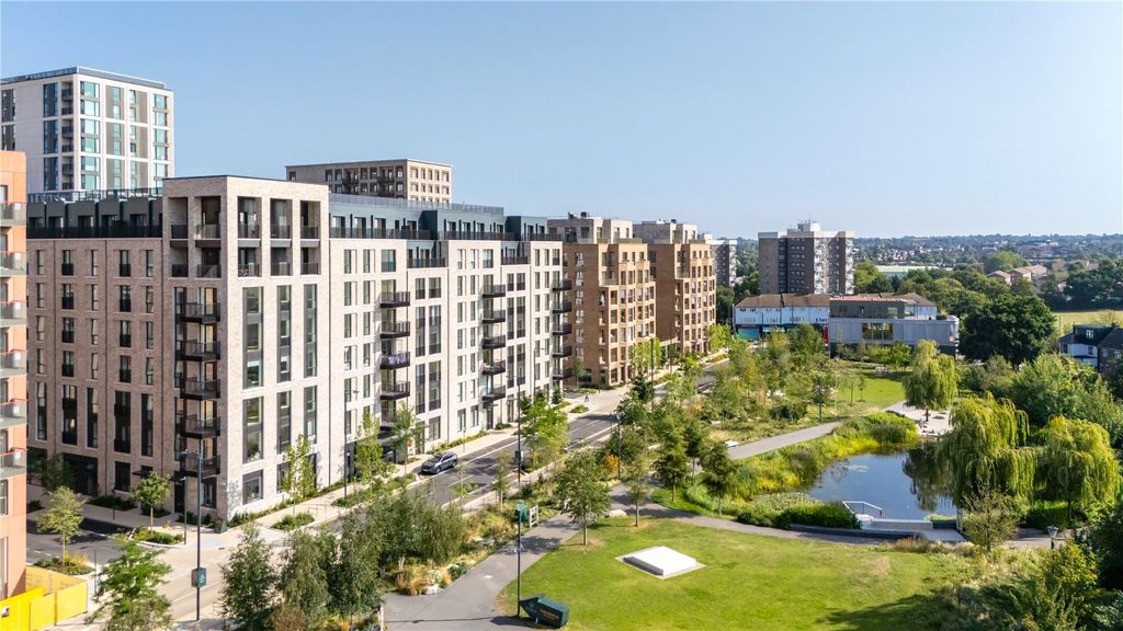 Property photo 2 of 16 External