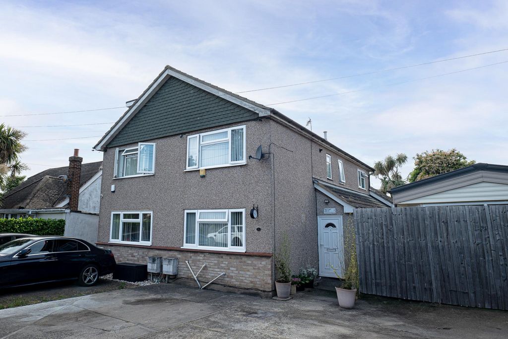 Property photo 1 of 25