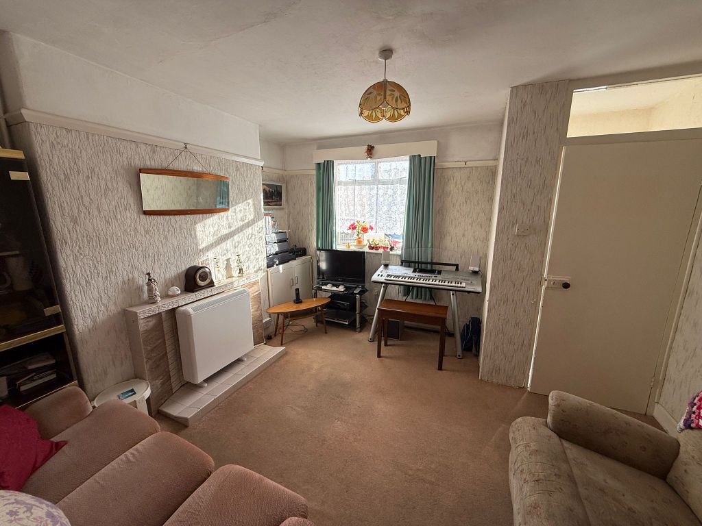 Property photo 2 of 7