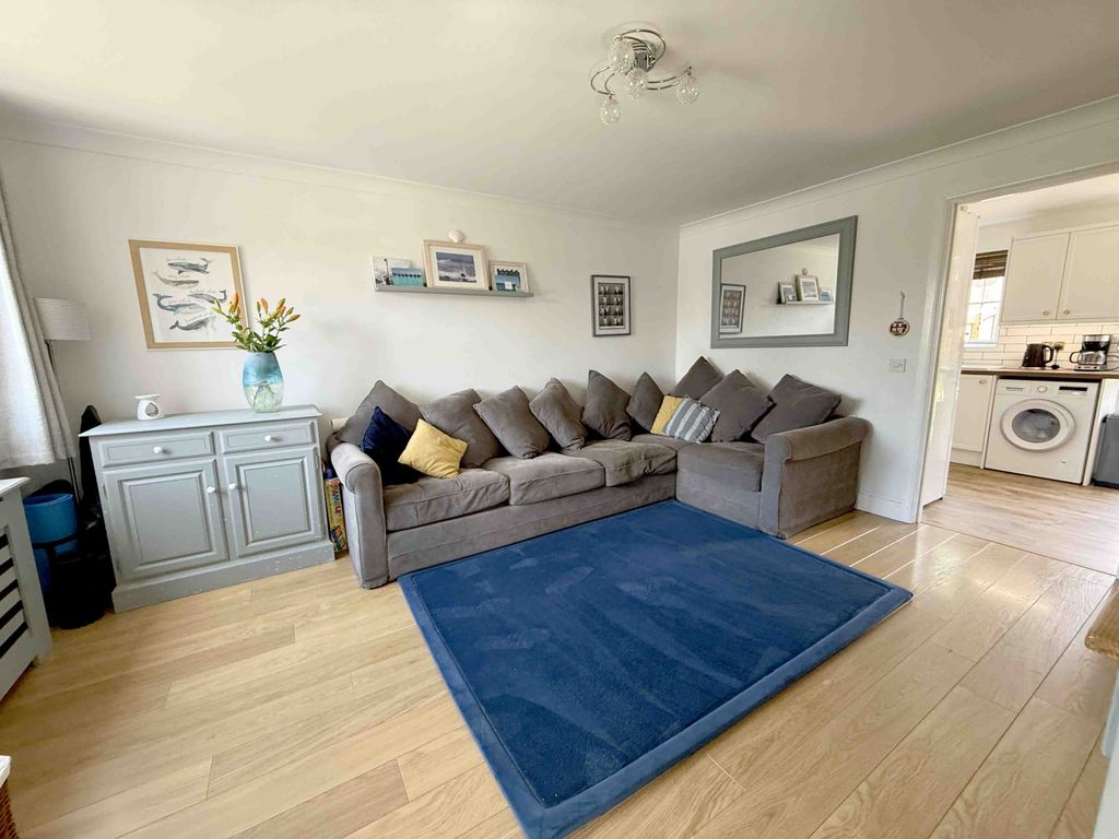 Property photo 3 of 14 Gallery