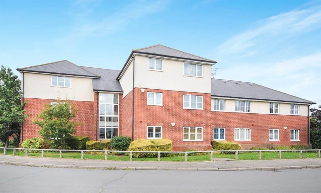 Property photo 1 of 10 Front