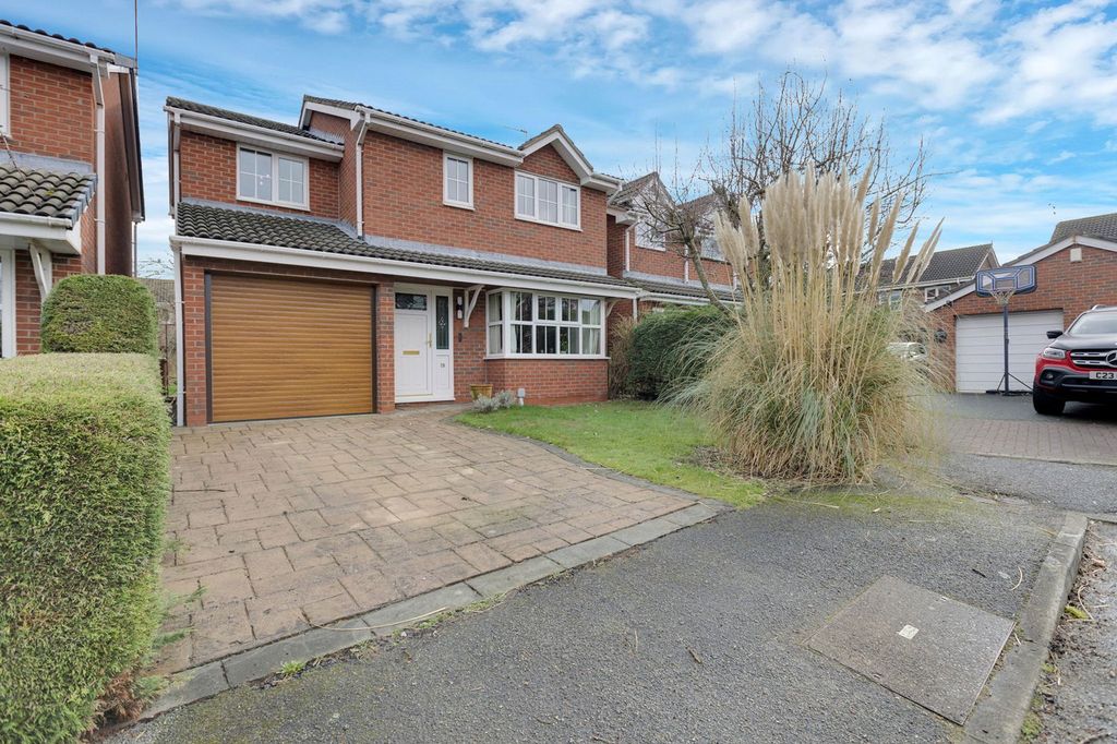 Property photo 2 of 23