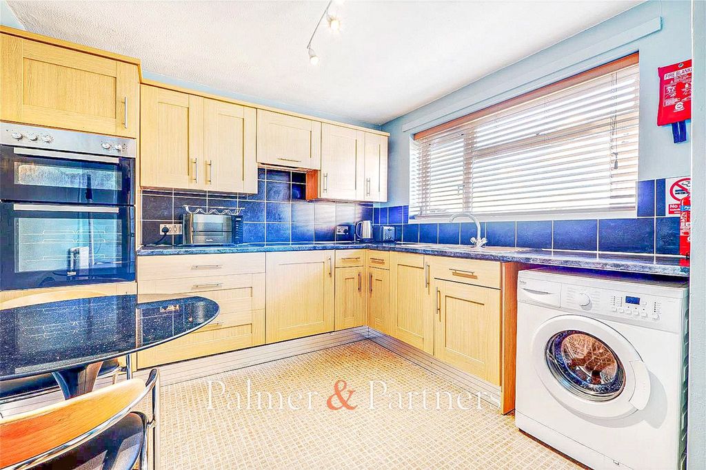 Property photo 2 of 14 Kitchen/Diner