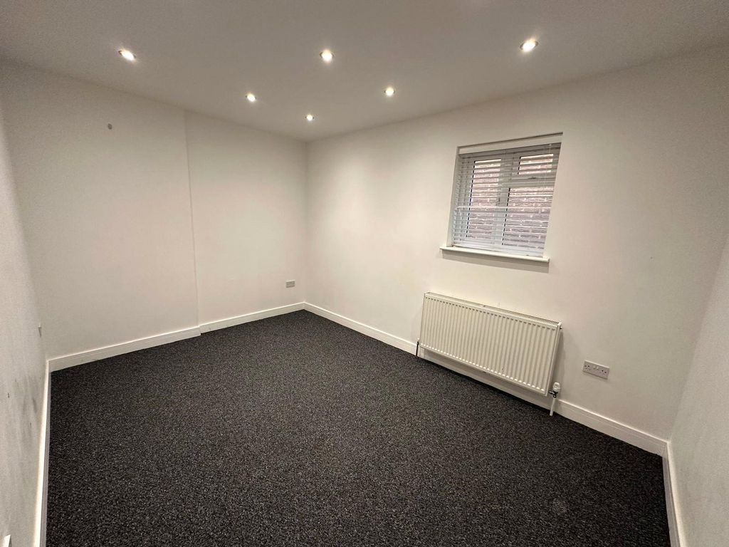 Property photo 3 of 14 Picture No. 04