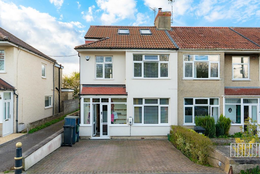 Property photo 2 of 29 Olh04114.Jpg