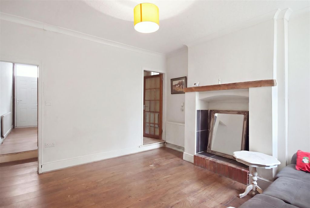 Property photo 2 of 15 Dining Room