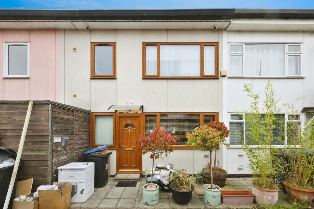 Property photo 1 of 16