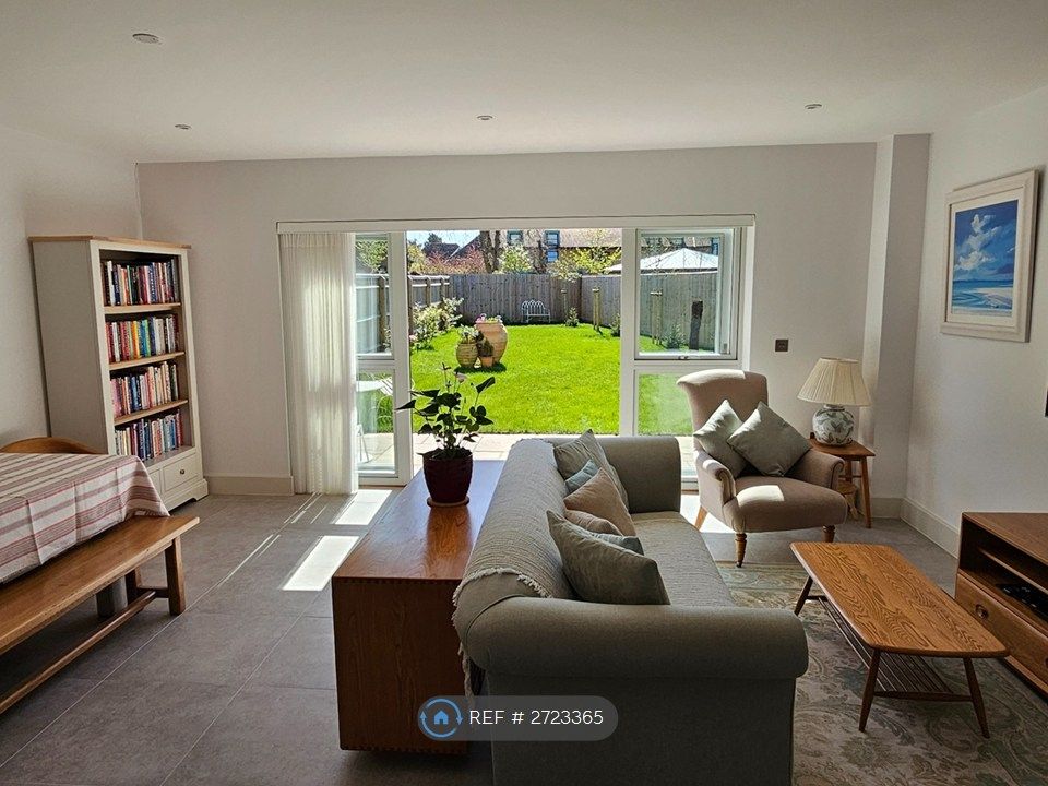 Property photo 1 of 31