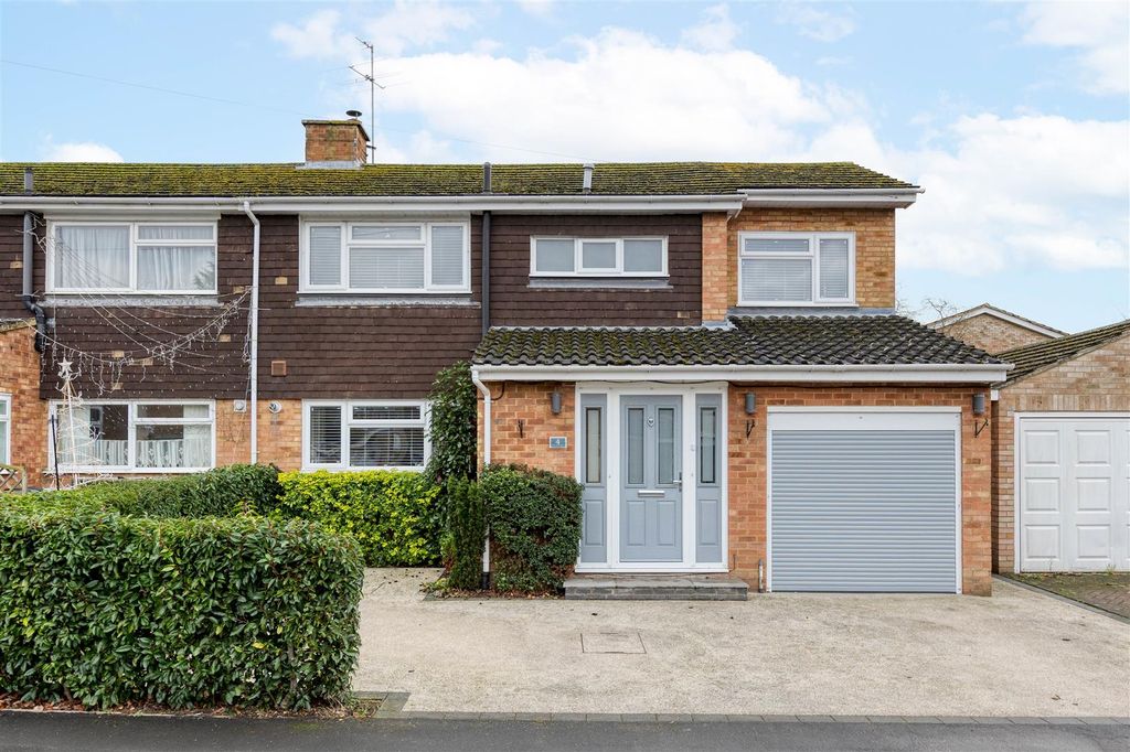 Property photo 1 of 16 Front Aspect