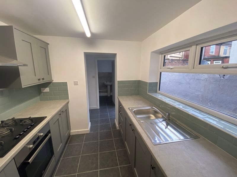 Property photo 3 of 14 Kitchen