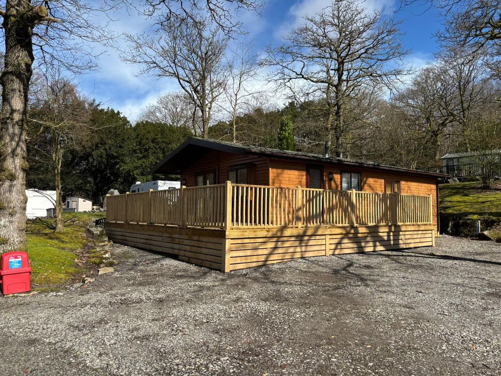 Property photo 1 of 11 Main Photo