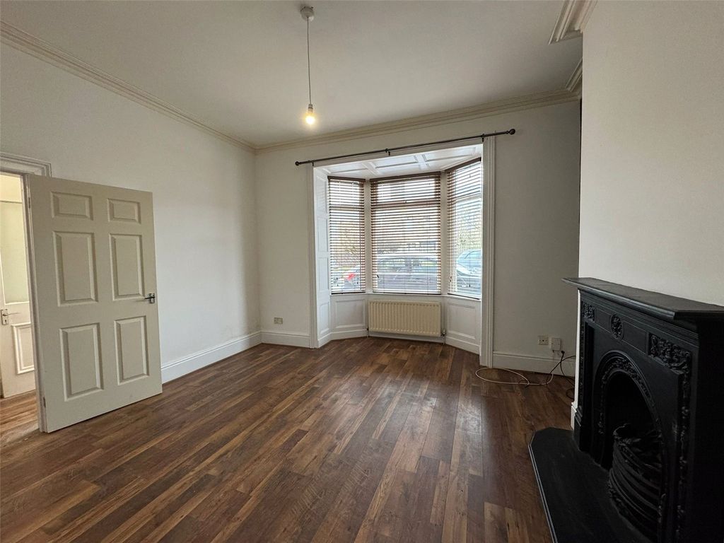 Property photo 3 of 14 Picture No. 11