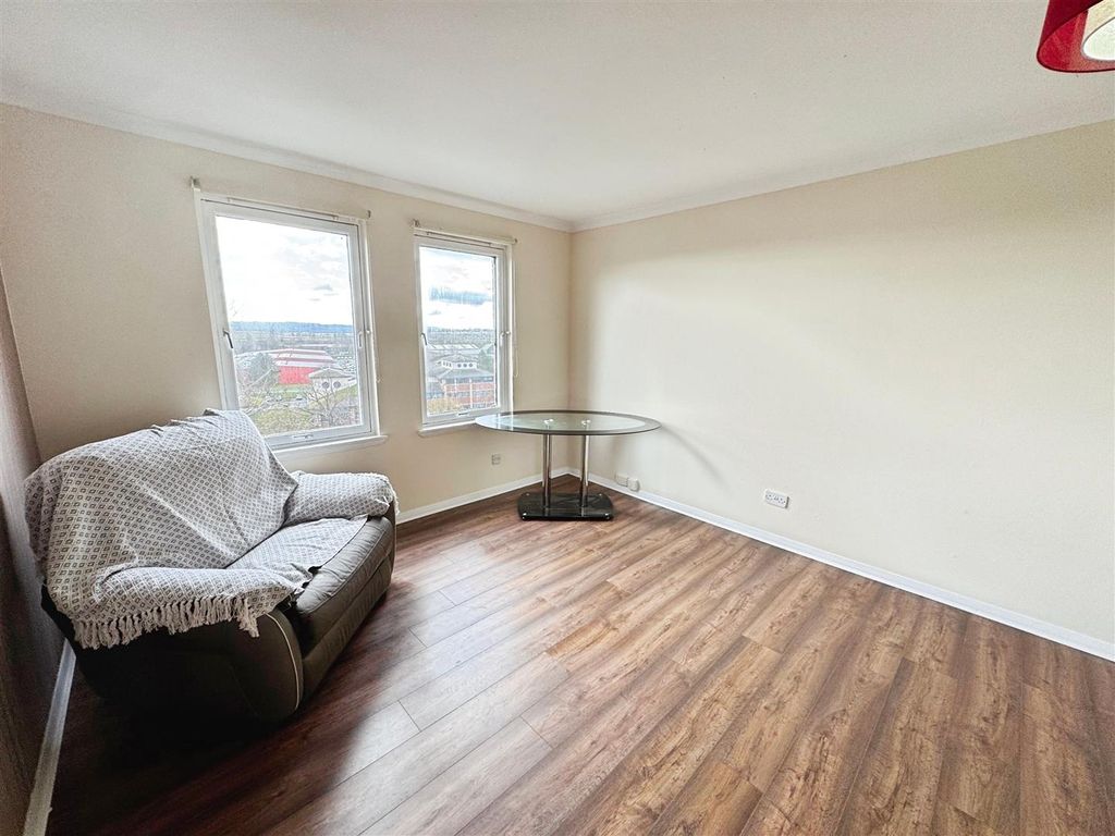 Property photo 2 of 10 2.Jpeg