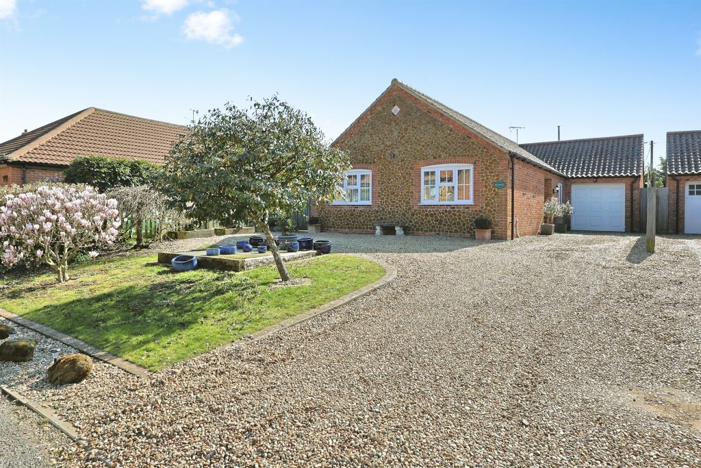 Property photo 1 of 23