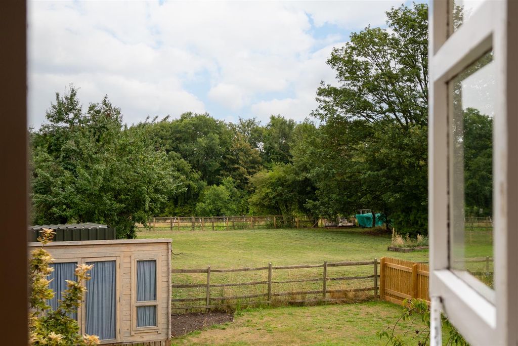 Property photo 2 of 37 Dsc_9379.Jpg