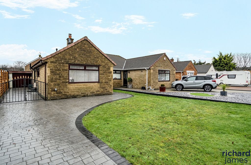 Property photo 1 of 16 Bf751c2Ac71343B895E3831A8826Df15