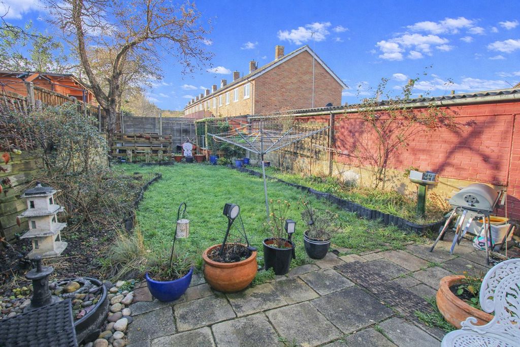 Property photo 3 of 10 Img_1000.Png