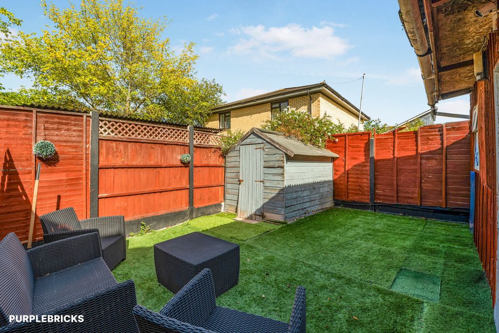 Property photo 2 of 16