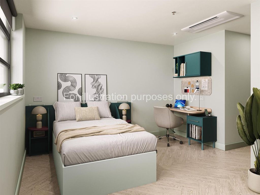 Property photo 2 of 26