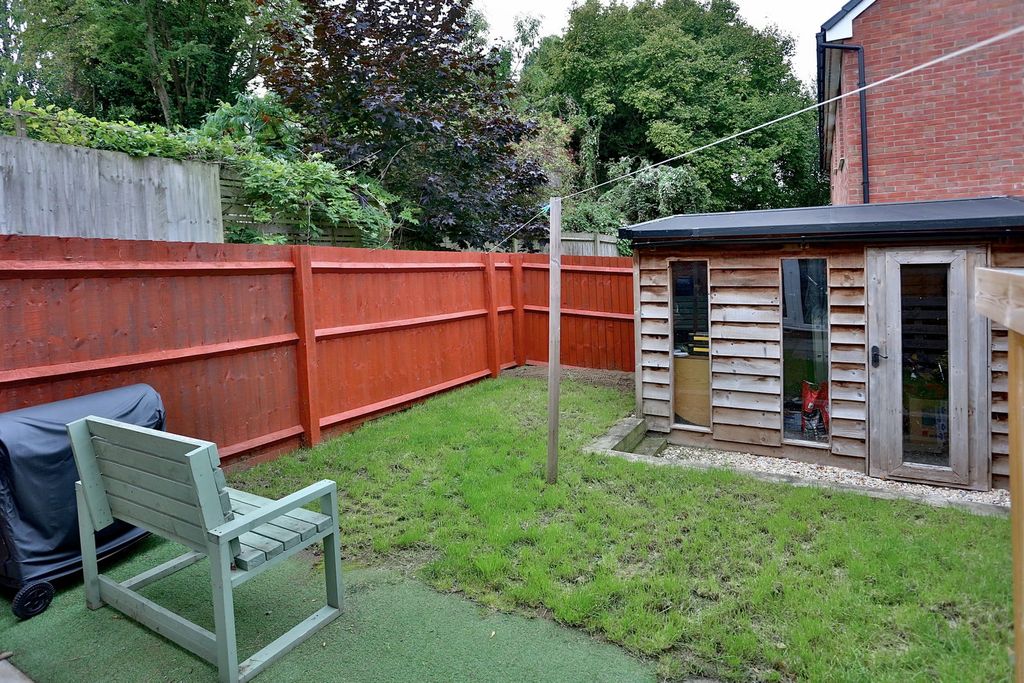 Property photo 3 of 28