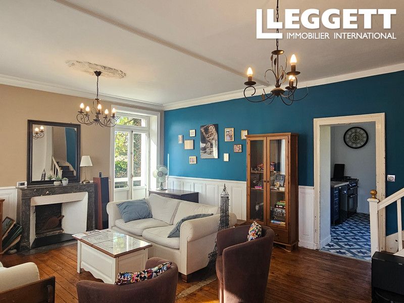 Property photo 1 of 10