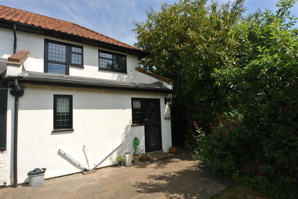 Property photo 1 of 7 Backshot.Jpg