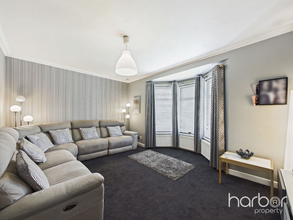 Property photo 2 of 17 5333624
