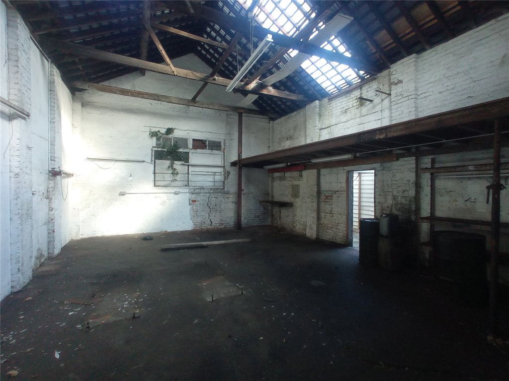Property photo 3 of 5 Picture No. 02