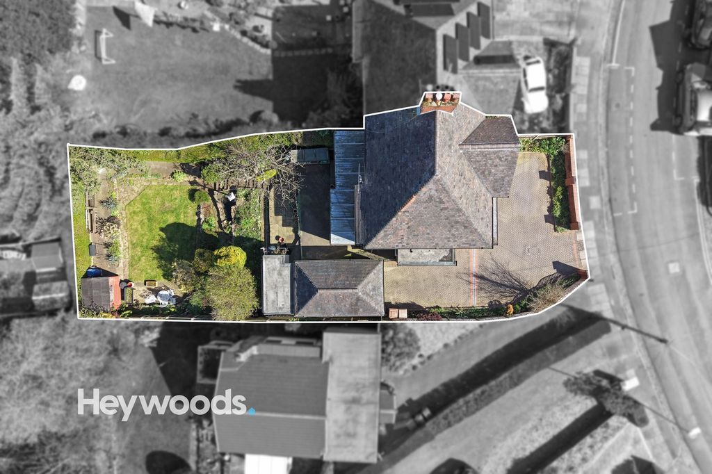 Property photo 2 of 48