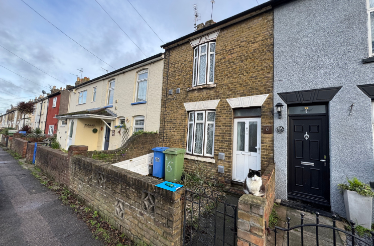 Property photo 2 of 5