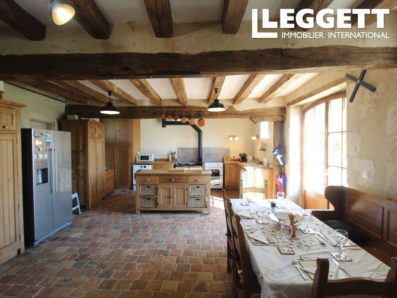 Property photo 3 of 10