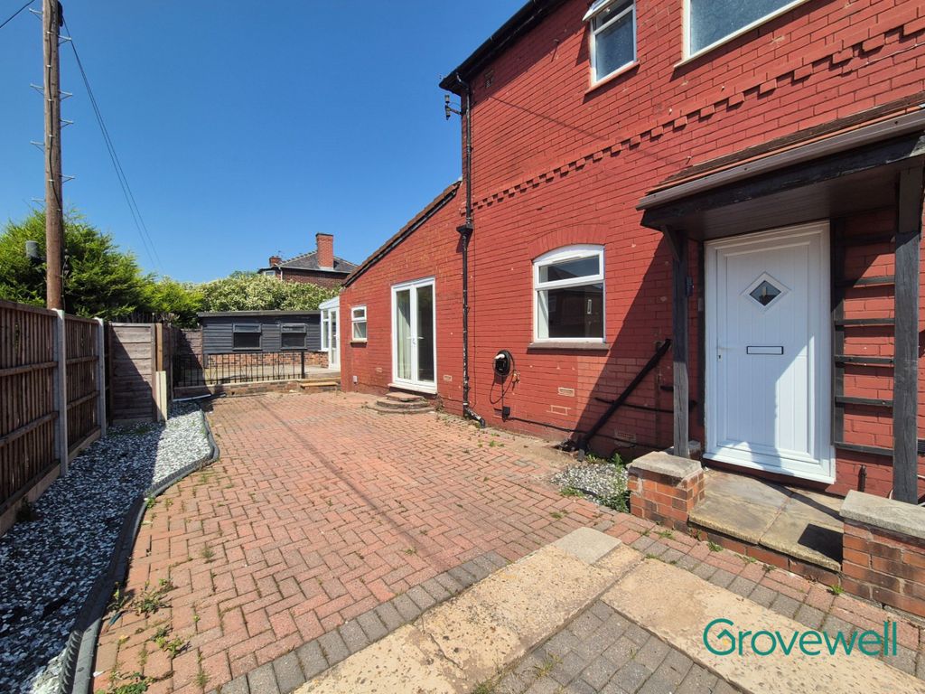 Property photo 1 of 35