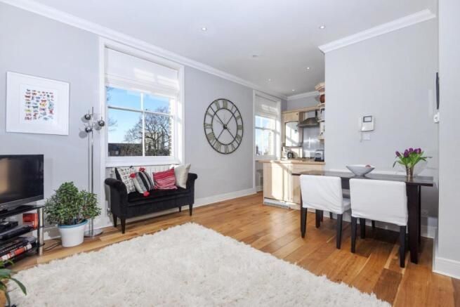 Property photo 2 of 9 55402_2167244_Img...