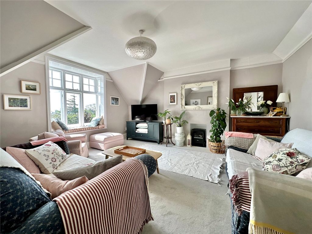 Property photo 2 of 20 Picture No. 37