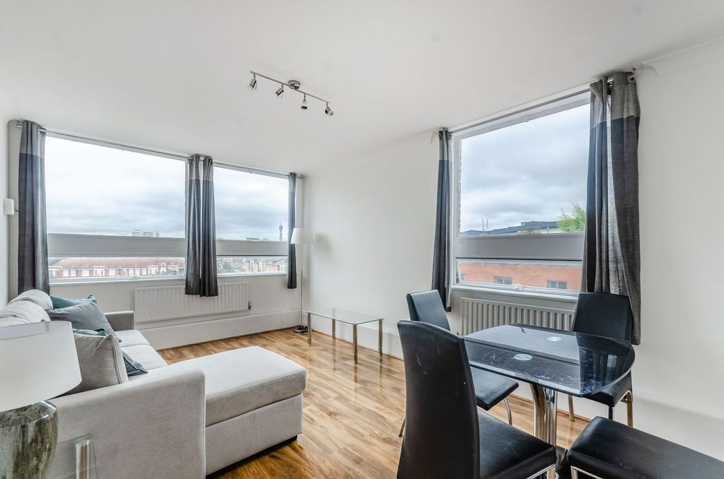 Property photo 1 of 6