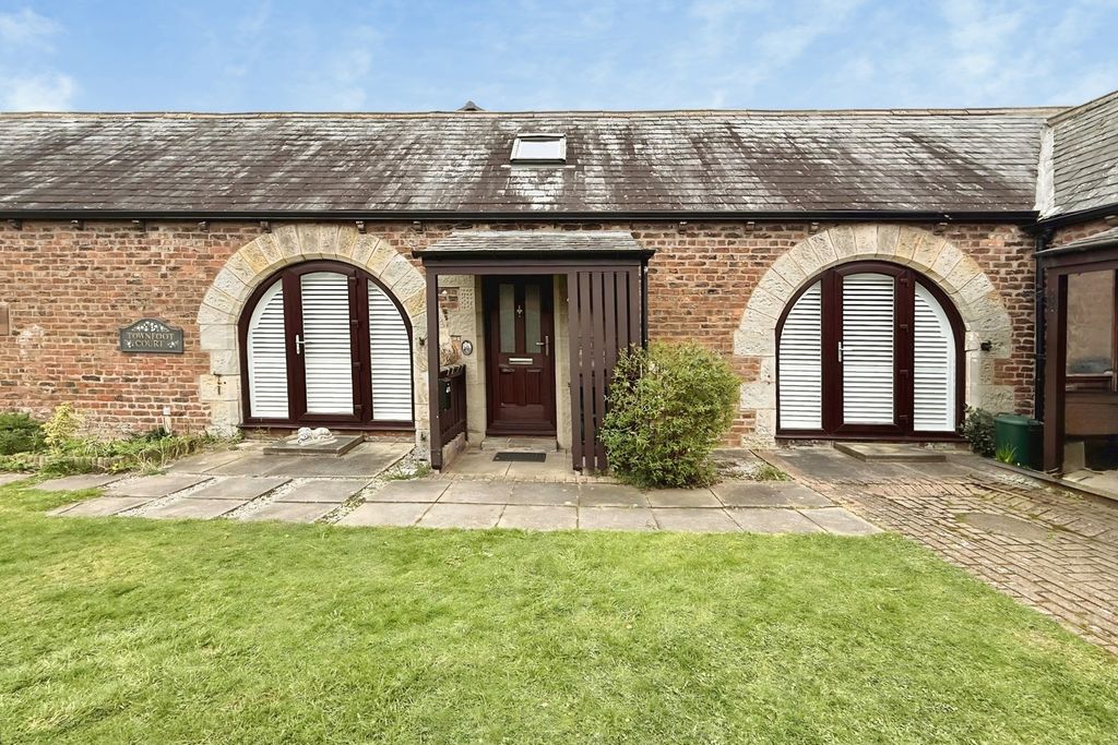 Property photo 1 of 13 External