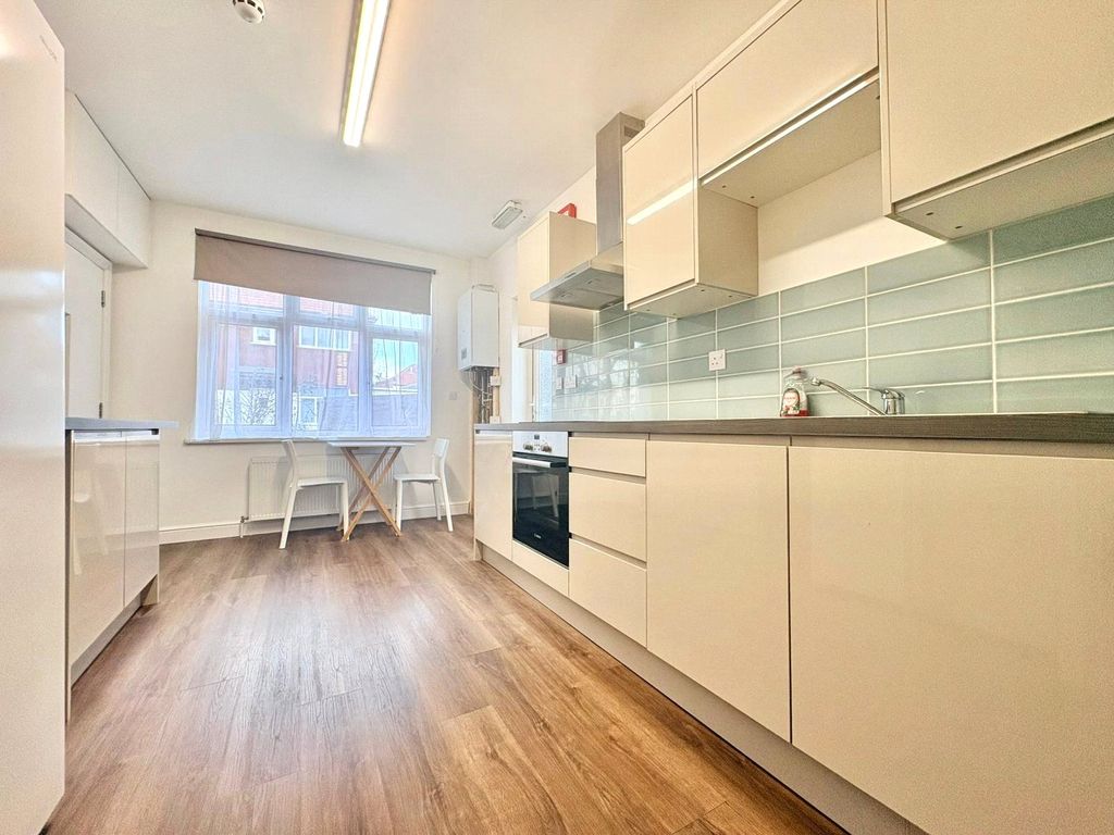 Property photo 2 of 13 Kitchen