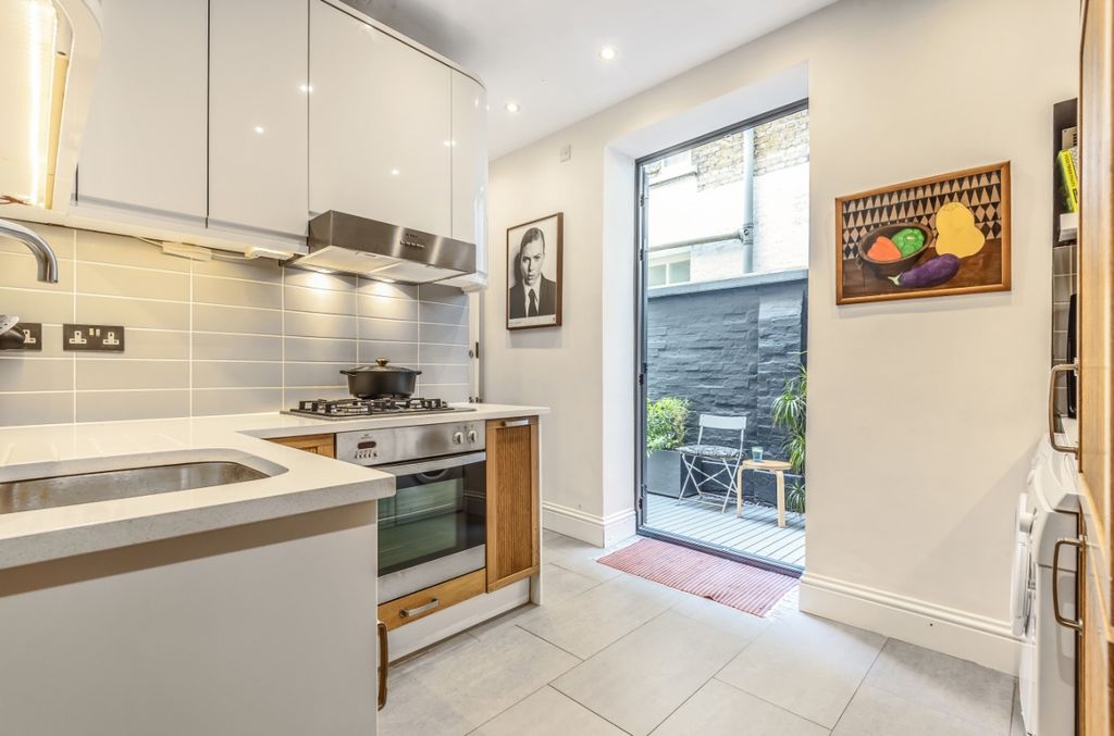 Property photo 2 of 6 510898 (3)