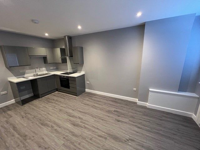 Property photo 3 of 17 Images