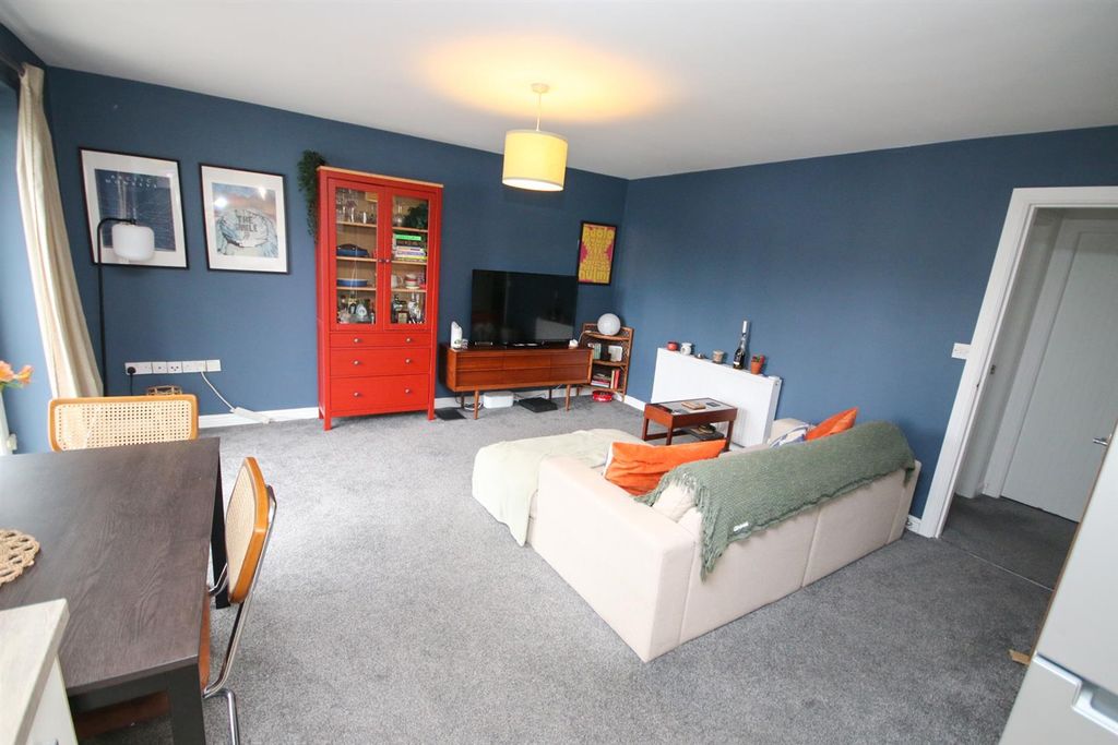 Property photo 3 of 12 Img_5331.Jpg