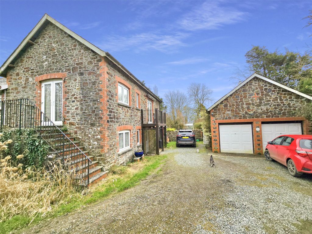 Property photo 1 of 15 Front/Garage